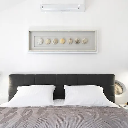 Solaris Villa *